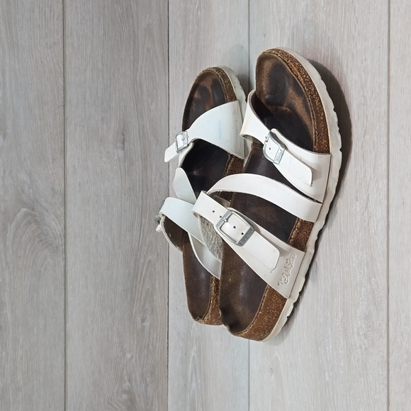 Birki's by Birkenstock Women Sandals Flats shoes sz 38/7 Narrow - Picture 1 of 14